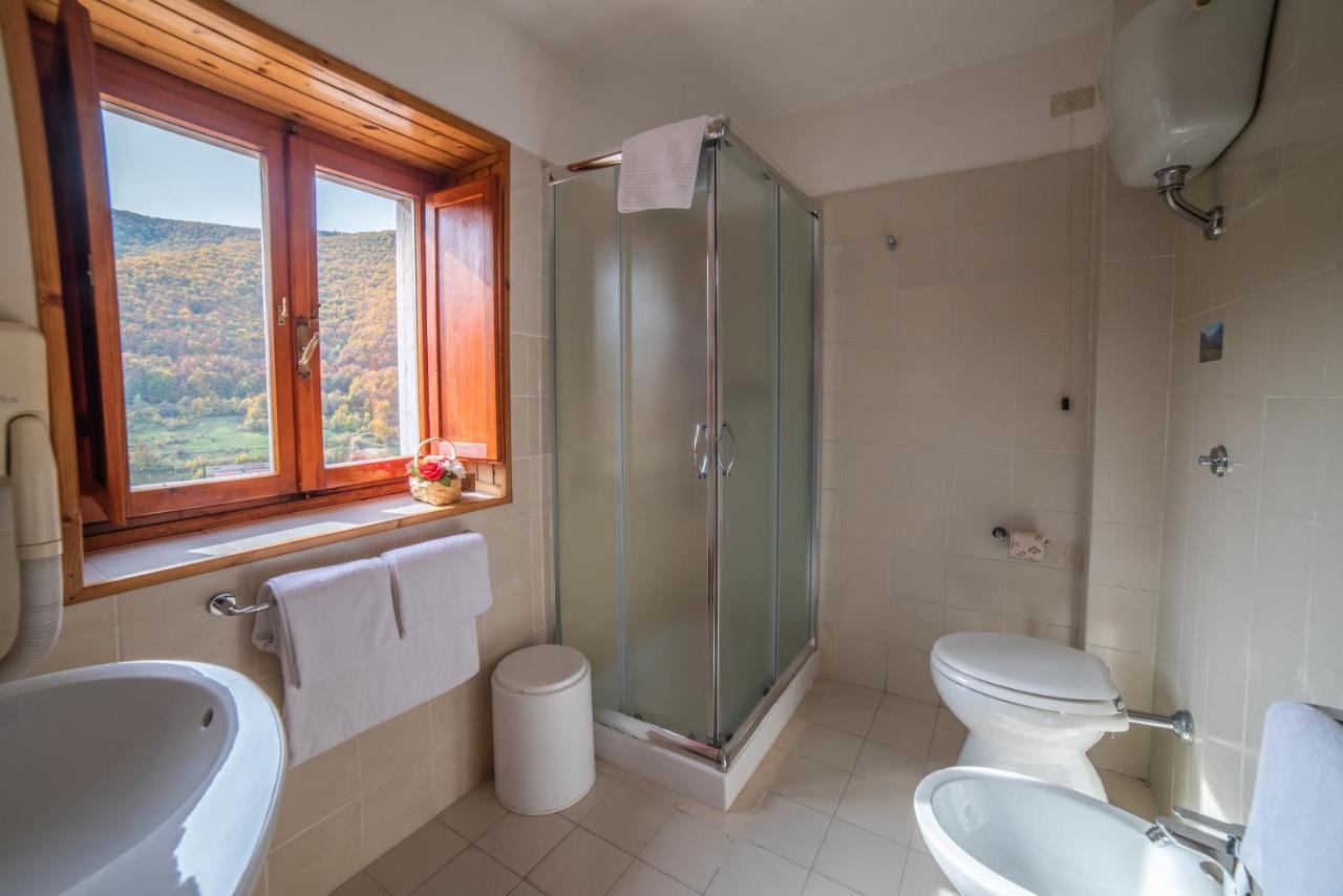 La Pieja Otel Opi Dış mekan fotoğraf