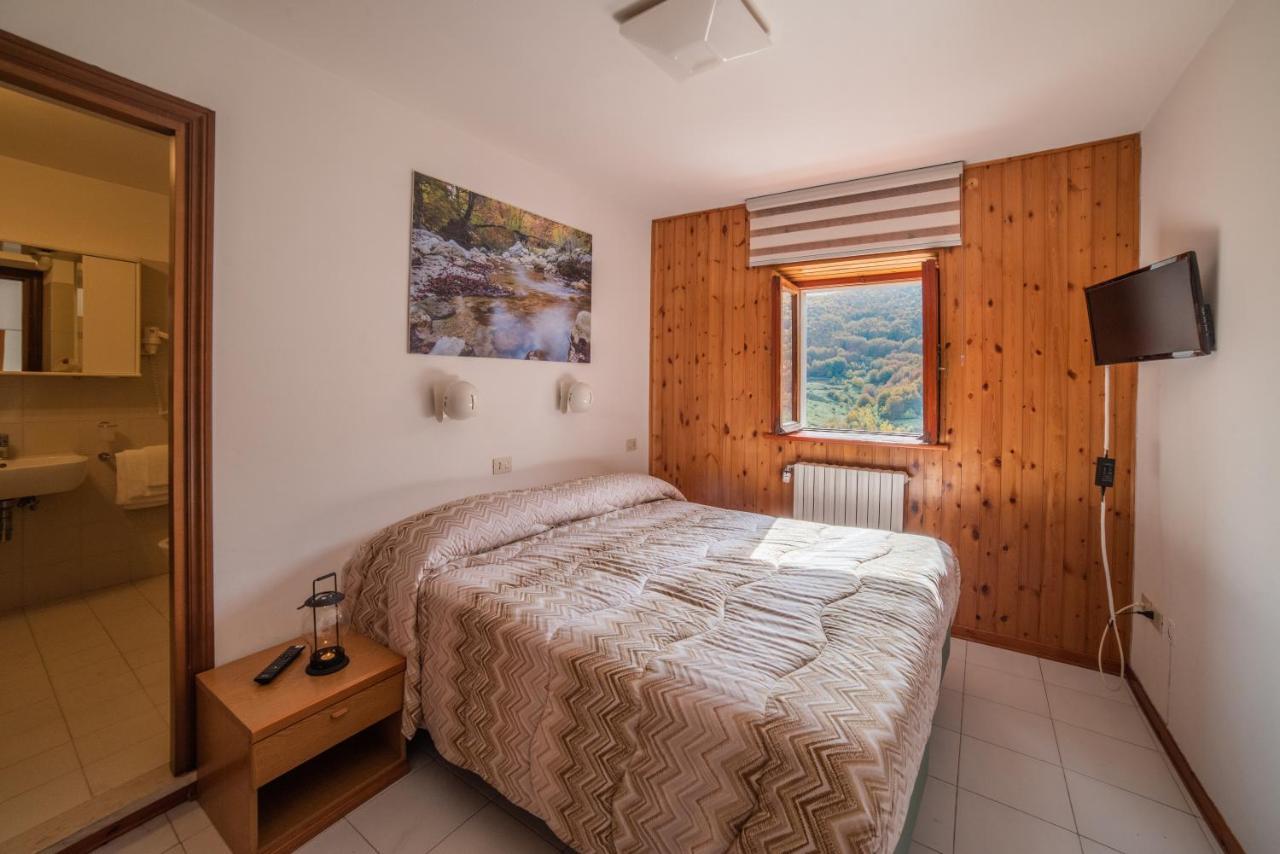 La Pieja Otel Opi Dış mekan fotoğraf