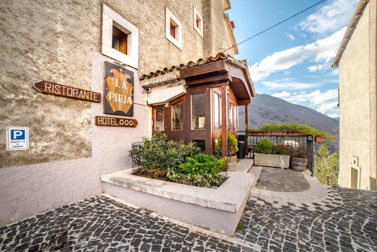 La Pieja Otel Opi Dış mekan fotoğraf